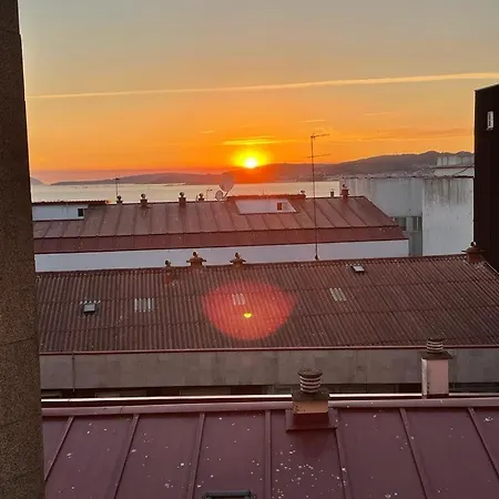 Estudio Céntrico Con Garaje Y Vistas Al Mar. Apartamento *