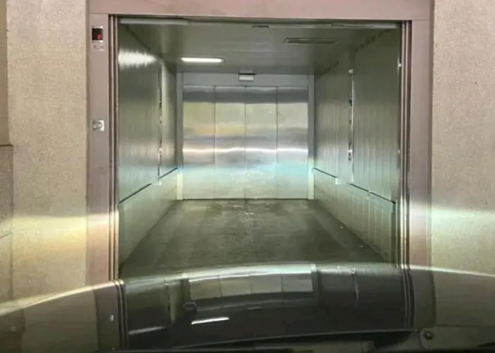 Estudio Centrico Con Garaje Y Vistas Al Mar. * Vigo