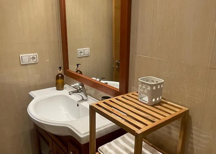 Estudio Centrico Con Garaje Y Vistas Al Mar. * Vigo